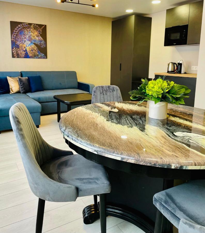 Ly Apartamentai Паланга Екстериор снимка