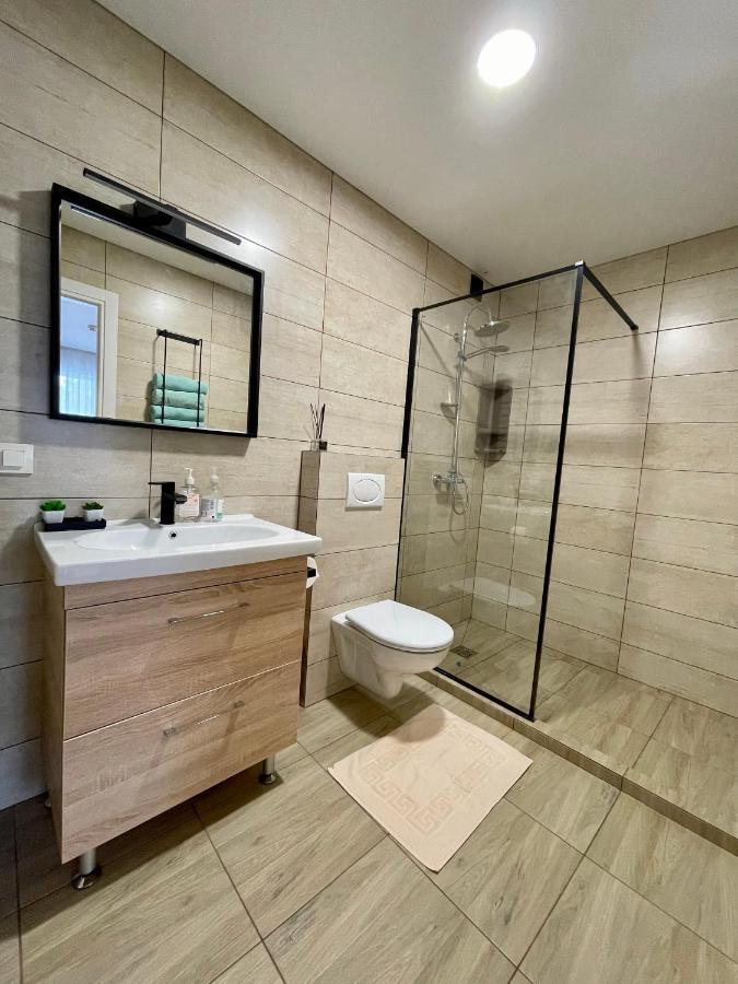 Ly Apartamentai Паланга Екстериор снимка