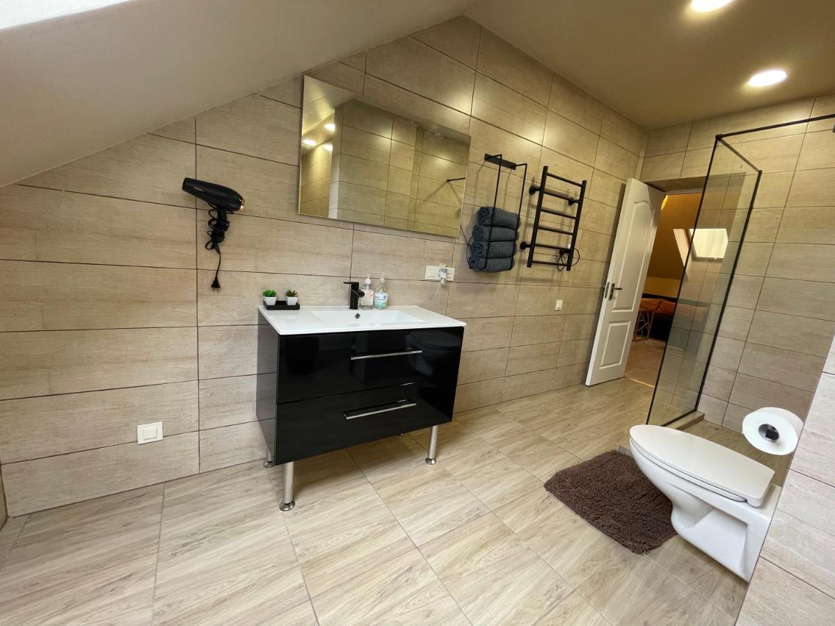 Ly Apartamentai Паланга Екстериор снимка