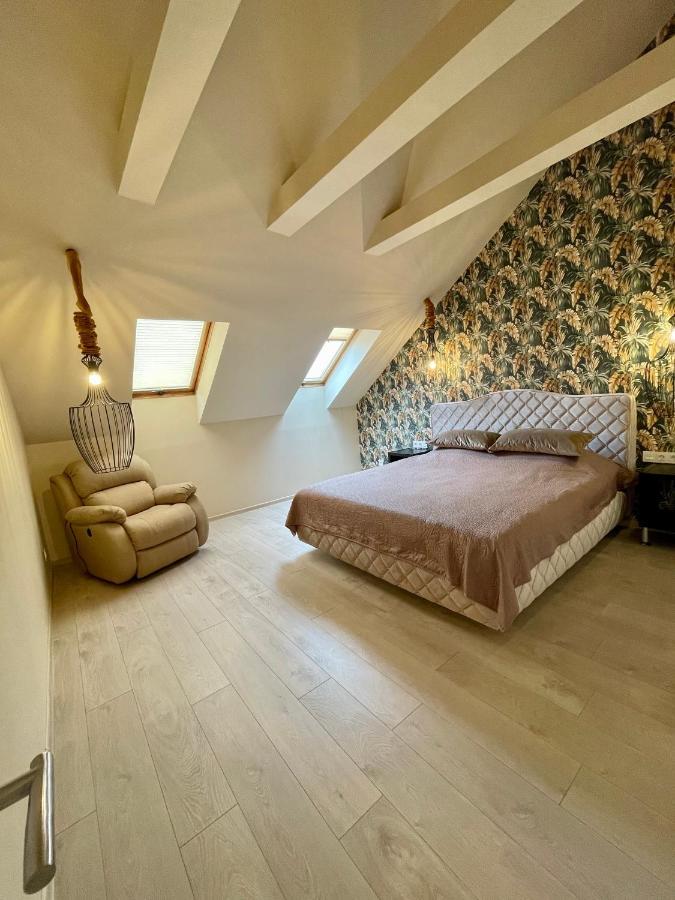Ly Apartamentai Паланга Екстериор снимка