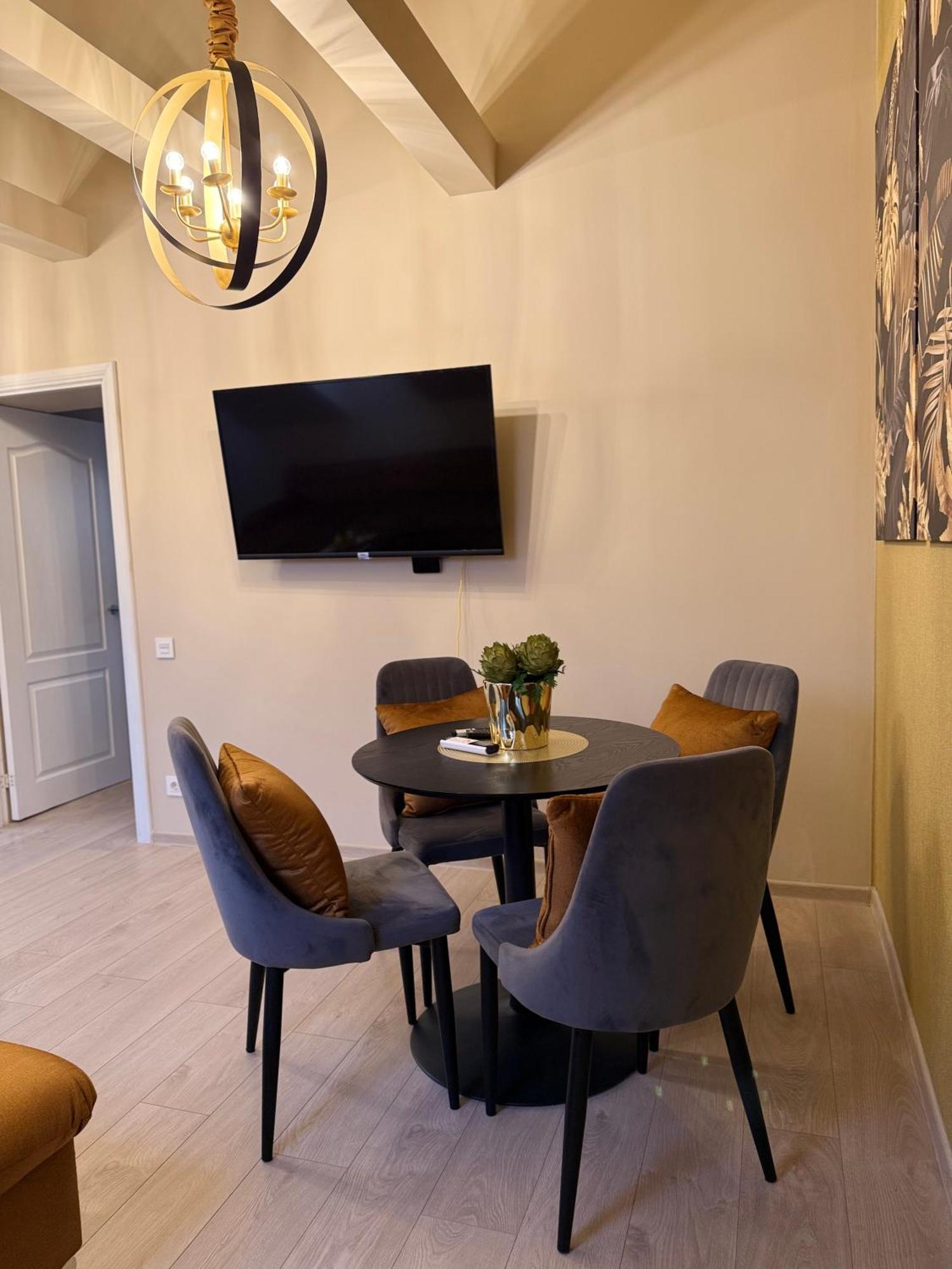 Ly Apartamentai Паланга Екстериор снимка